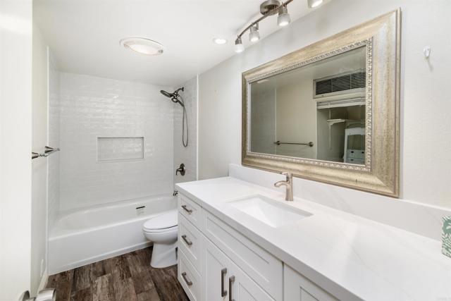 Detail Gallery Image 20 of 42 For 2607 Pirineos Way #116,  Carlsbad,  CA 92009 - 3 Beds | 2 Baths