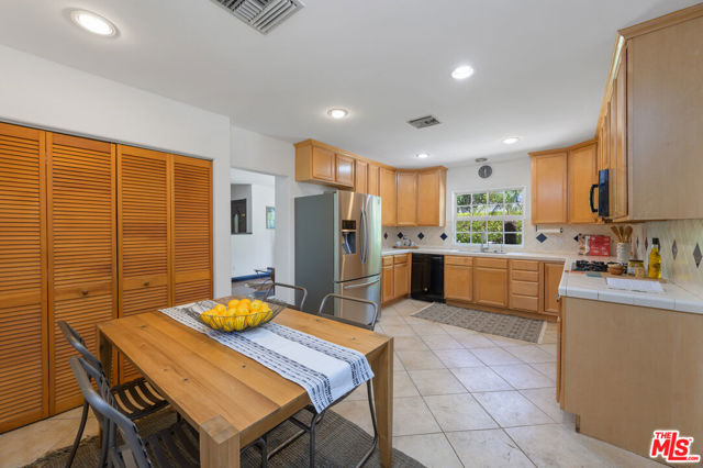 13230 HESBY Street photo 8