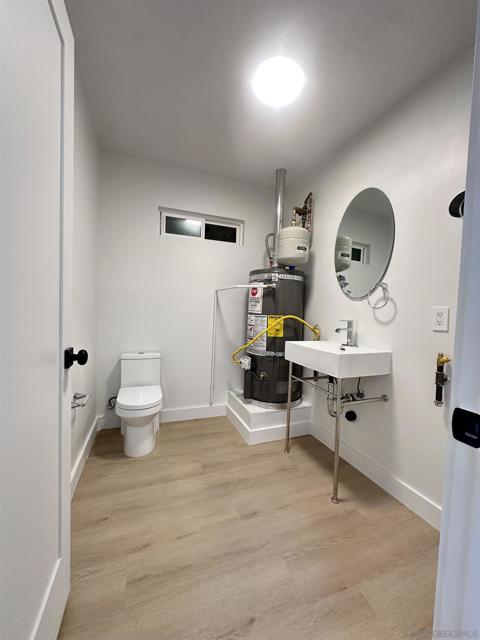 1133 Sweetwater Lane, Spring Valley CA: https://media.crmls.org/mediaz/b8e11b14-aca0-485a-97c2-dc73ed5295a7.jpg