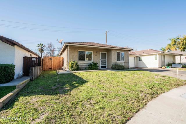 1421 Sequoia Avenue, Simi Valley CA: https://media.crmls.org/mediaz/b8e21d5a-8b08-40c4-add2-268462b46f76.jpg