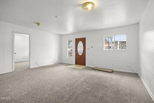 8590 N Ventura Avenue, Ventura CA: https://media.crmls.org/mediaz/b8e24b8c-c7ad-4c29-8fcb-e74586e91ea5.jpg