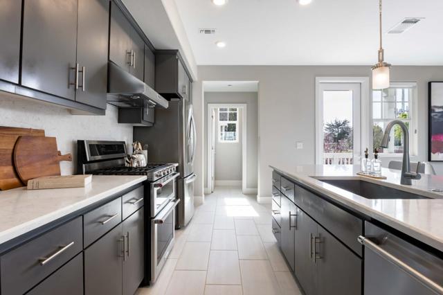259 Orbit Way, Mountain View CA: https://media.crmls.org/mediaz/b8e33396-941b-48f4-bcdb-acefde2354d3.jpg