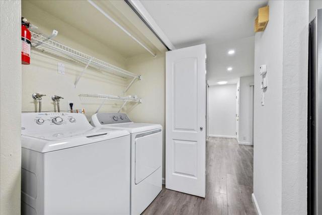 125 Connemara Way, Sunnyvale CA: https://media.crmls.org/mediaz/b8e378b6-3cc5-44bb-afb4-48b32f2fa253.jpg