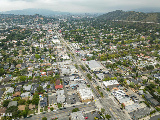 Image 36 of 26 For 1620 Colorado Boulevard