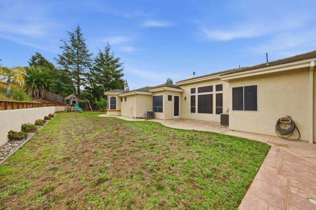 2000 Wellington Drive, Milpitas CA: https://media.crmls.org/mediaz/b8e45480-9ce9-4edc-a9c8-69f5efe92027.jpg