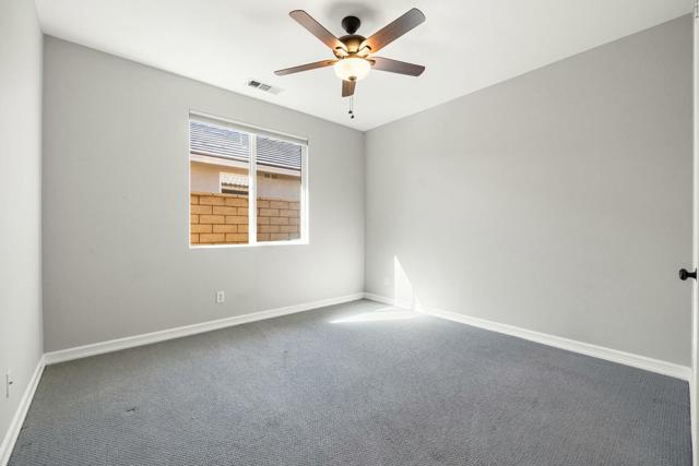 Image 30 of 47 For 79899 Swansea Avenue