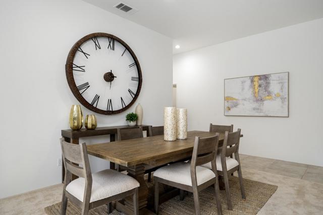 76936 Comanche Lane, Indian Wells CA: https://media.crmls.org/mediaz/b8e6e69b-c985-43d0-b9e1-2f3559bdb01e.jpg