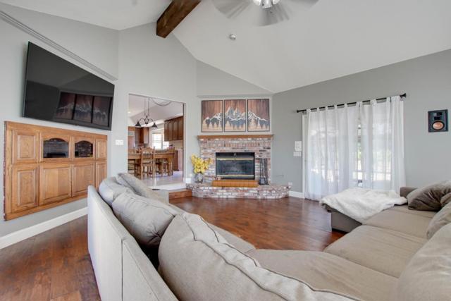 160 Tevis Trail, Hollister CA: https://media.crmls.org/mediaz/b8e7b325-70a0-4f6c-b5f8-a9d9e6863af8.jpg