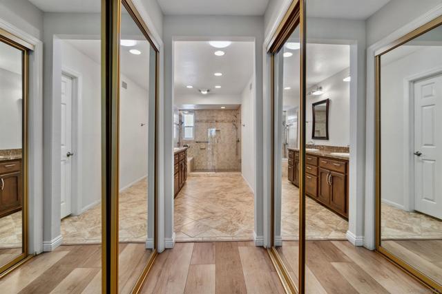 1608 Caminito Asterisco, La Jolla CA: https://media.crmls.org/mediaz/b8e898c5-8a56-43b3-a82f-84abefa6f3ff.jpg