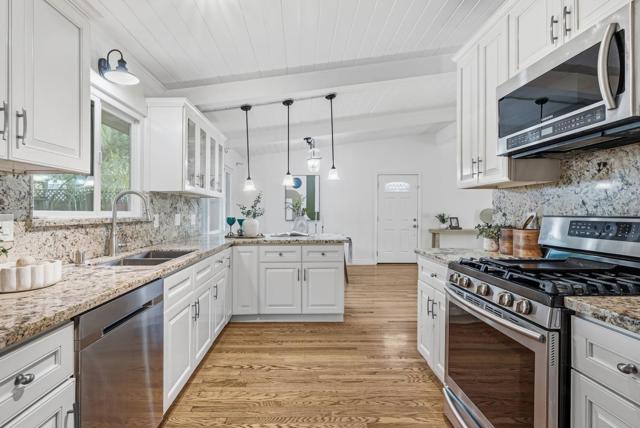 Image 9 of 39 For 348 Nita Avenue