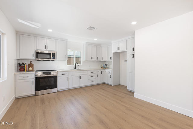 Detail Gallery Image 6 of 21 For 5842 Satsuma Ave #2,  North Hollywood,  CA 91601 - 2 Beds | 1 Baths
