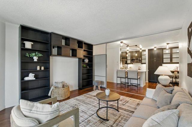 381 Half Moon Lane, Daly City CA: https://media.crmls.org/mediaz/b8eb5575-764c-4a0d-9981-fc443ab45ffe.jpg