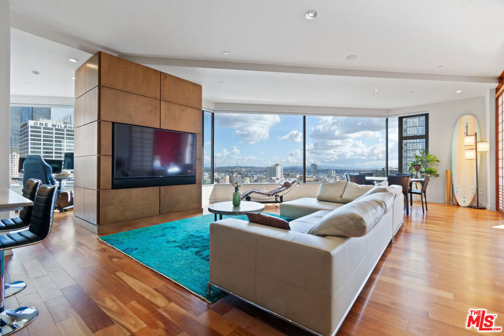 801 S Grand Avenue #2007
