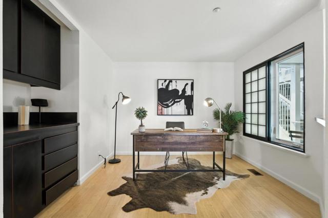 580 Pointe Pacific, Daly City CA: https://media.crmls.org/mediaz/b8edb54c-1ae5-4da6-a01b-3c08f64cf7b0.jpg