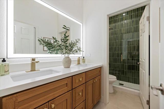 Image 40 of 77 For 80262 Amazon Avenue