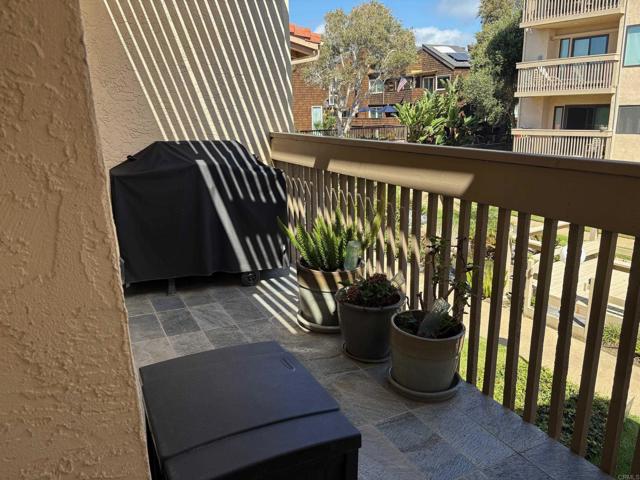 Detail Gallery Image 28 of 38 For 435 S Sierra #318,  Solana Beach,  CA 92075 - 2 Beds | 2 Baths
