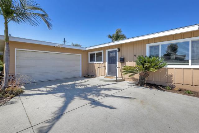 7912 Blue Jay Place, San Diego CA: https://media.crmls.org/mediaz/b8ee91c4-2ac3-4c83-8332-58cccfb57e43.jpg