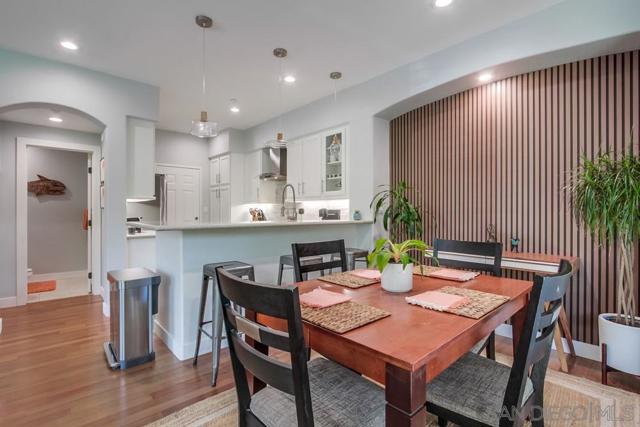 1184 Highbluff Ave, San Marcos CA: https://media.crmls.org/mediaz/b8f02c3b-8102-4437-b28e-39b3fcec96ee.jpg