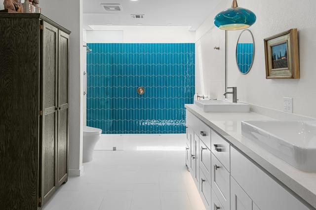 1344 Verano Drive, Palm Springs CA: https://media.crmls.org/mediaz/b8f069eb-f226-4cb2-aa12-281cc1522105.jpg