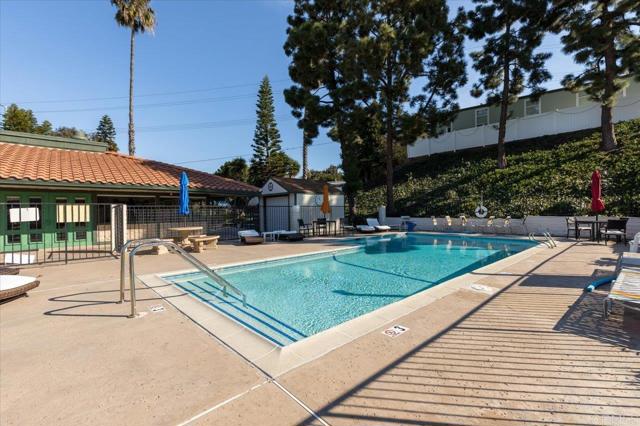 Detail Gallery Image 35 of 39 For 2130 Sunset Dr #55,  Vista,  CA 92081 - 2 Beds | 2 Baths