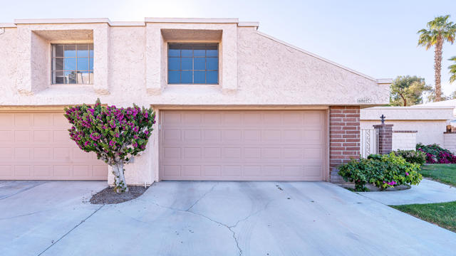 68697 Cll Tortosa, Cathedral City CA: https://media.crmls.org/mediaz/b8f1dc47-041d-441b-b60b-7e1f29bcf632.jpg