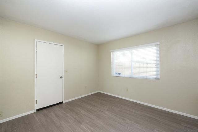 630 Thunder Gln, Escondido CA: https://media.crmls.org/mediaz/b8f2d82b-31c3-43be-98d4-6432963b9ad1.jpg
