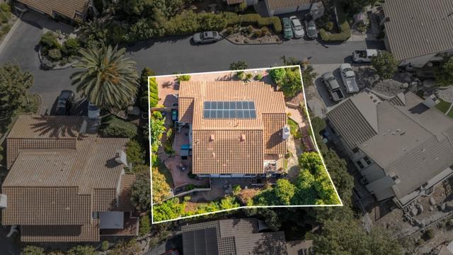 1363 Timberpond Dr, El Cajon CA: https://media.crmls.org/mediaz/b8f3ea48-4a1c-4301-bfaf-6d2a012b70d6.jpg