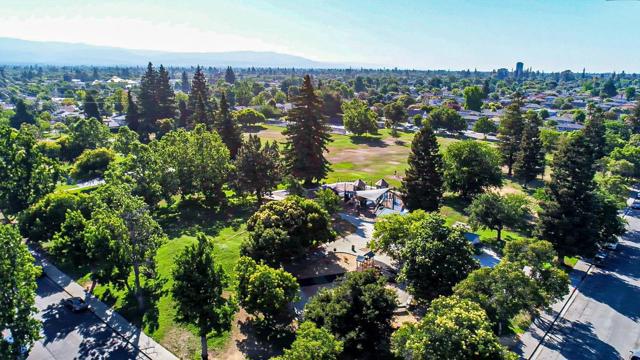 2884 Lexford Avenue, San Jose CA: https://media.crmls.org/mediaz/b8f53130-5db9-4508-b00c-bb12a9c63a40.jpg