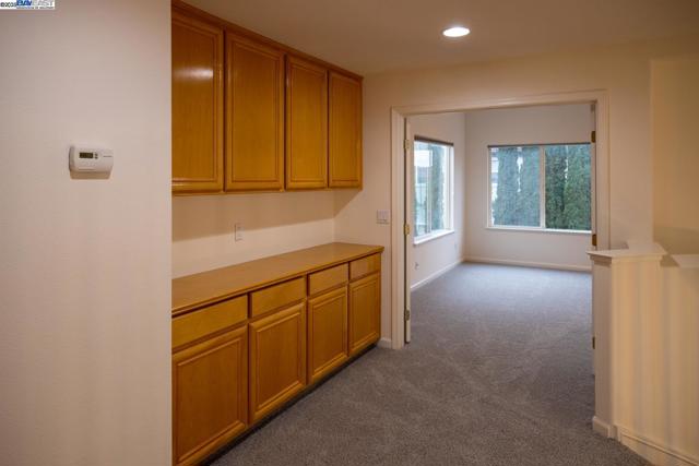 Image 8 of 24 For 343 Lower Vintners Cir
