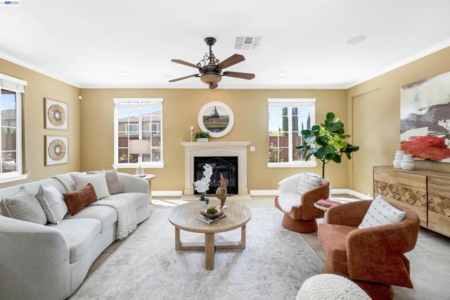 Image 17 of 56 For 7800 Kennard Ln