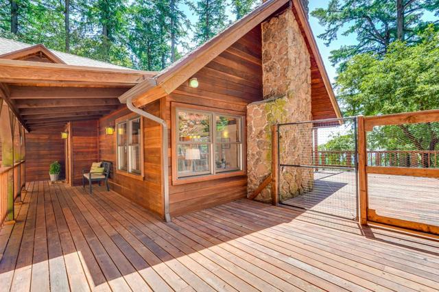 12338 First Fork Road, Los Gatos CA: https://media.crmls.org/mediaz/b8f667f9-7b7a-4cd6-9377-6a246b0be2aa.jpg