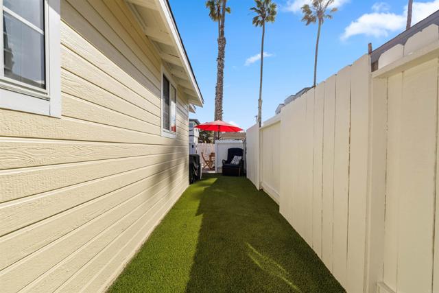 Detail Gallery Image 35 of 38 For 166 Ebony Ave, Imperial Beach,  CA 91932 - 3 Beds | 2 Baths