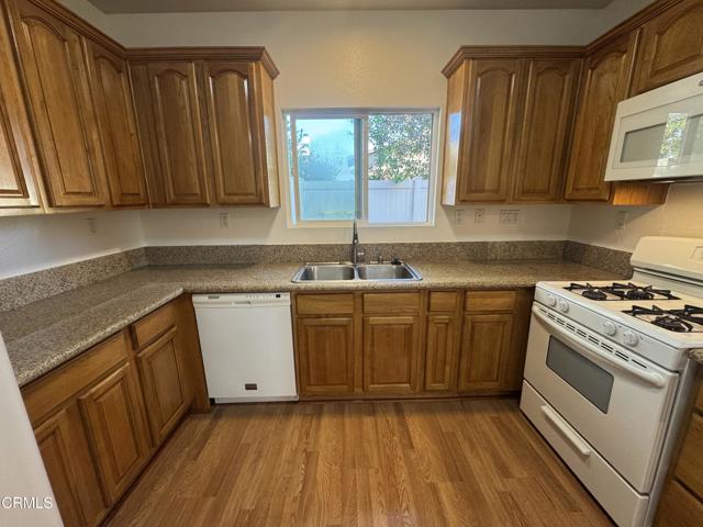 Detail Gallery Image 16 of 46 For 625 E Mountain St, Pasadena,  CA 91104 - 3 Beds | 1 Baths