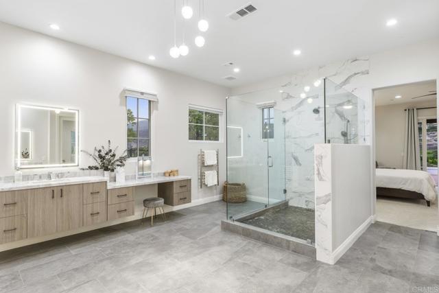 Detail Gallery Image 17 of 54 For 8318 the Landing Way, San Diego,  CA 92127 - 4 Beds | 4/2 Baths