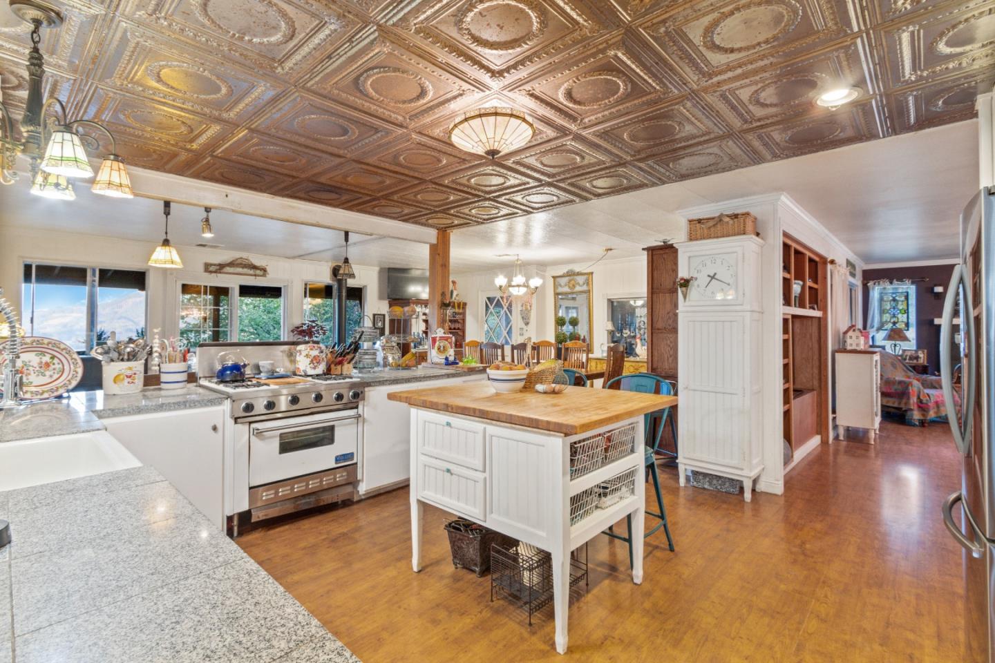 17465 Chesbro Lake Drive, Morgan Hill CA: https://media.crmls.org/mediaz/b8f99c68-4d58-49b5-965c-29d5ec53f7a7