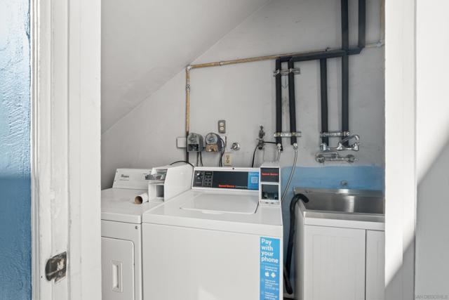 Image 22 of 75 For 4419 Mississippi St