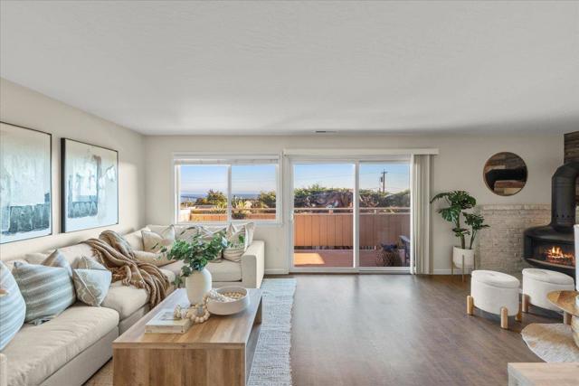 261 Sea Ridge Road, Aptos CA: https://media.crmls.org/mediaz/b8fa8581-3e8d-4748-b221-6f95d3c09038.jpg