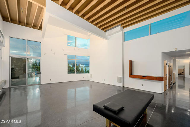 3681 Alomar Drive, Sherman Oaks CA: https://media.crmls.org/mediaz/b8fbddbe-1d7d-49ce-baa0-7b71b553a4cd.jpg