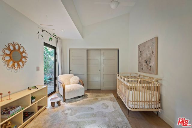 1933 Redcliff Street, Los Angeles CA: https://media.crmls.org/mediaz/b8fc1267-36a2-48eb-865e-56a487dab298.jpg