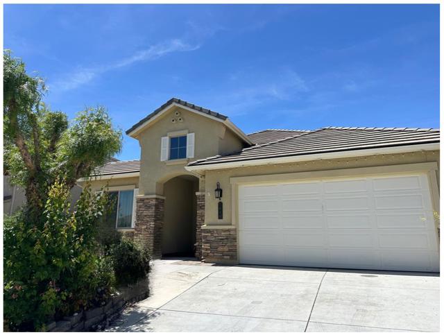 1646 Foxtail Court, Hollister CA: https://media.crmls.org/mediaz/b8fcdbed-0841-488a-9057-9d689e036a3e.jpg