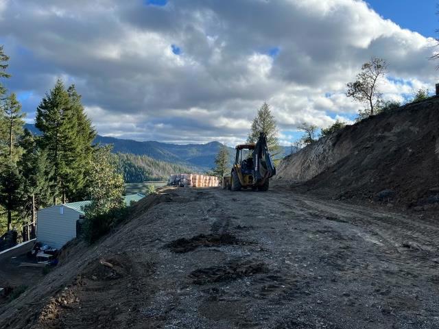 1900 Devils Gulch Road, Hayfork CA: https://media.crmls.org/mediaz/b8fd4240-9edb-48d4-8c43-e6a05a488e3e.jpg