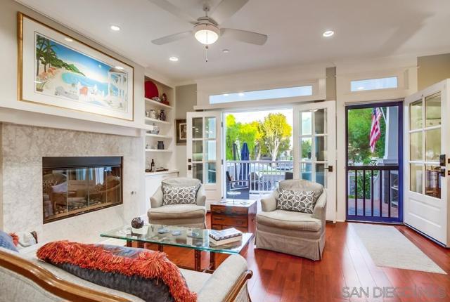 240 B Avenue, Coronado CA: https://media.crmls.org/mediaz/b8fdc10c-9bf1-4305-abb0-f5f65c0c5c3d.jpg