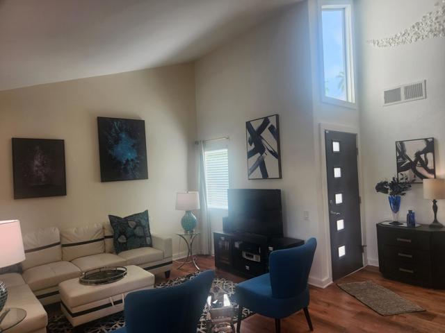 1478 S Camino Real, Palm Springs CA: https://media.crmls.org/mediaz/b8ff2e4e-b134-4d32-96d1-094c6a2b6ecd.jpg