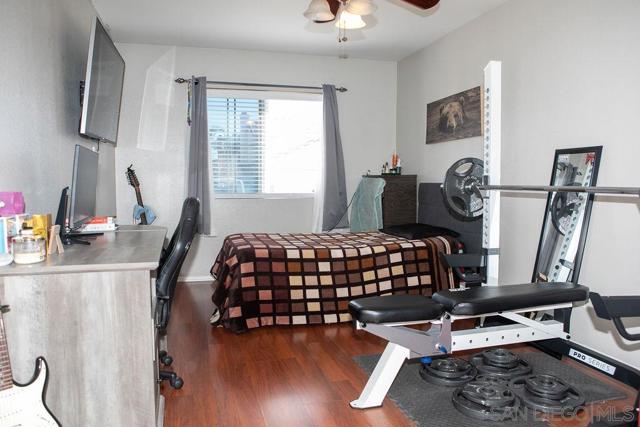 1419 Hummingbird Way, Hemet CA: https://media.crmls.org/mediaz/b9000bd0-51a7-4367-bb97-8d8527d7f78f.jpg