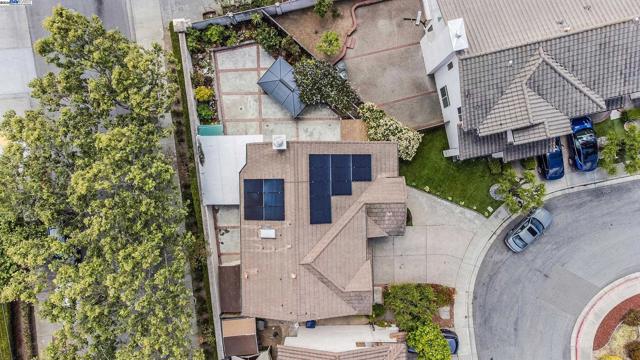 1205 Amber Court, San Leandro CA: https://media.crmls.org/mediaz/b9002938-e354-4a8d-a836-ea26090cc792.jpg