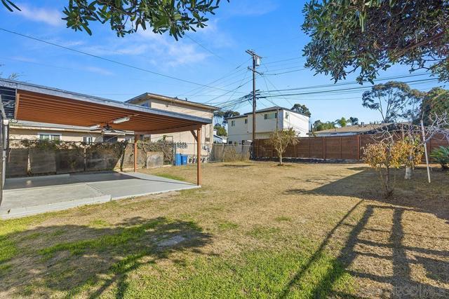 745 West St, San Diego CA: https://media.crmls.org/mediaz/b9005283-5145-42db-8b29-6cbb7f8ecc23.jpg