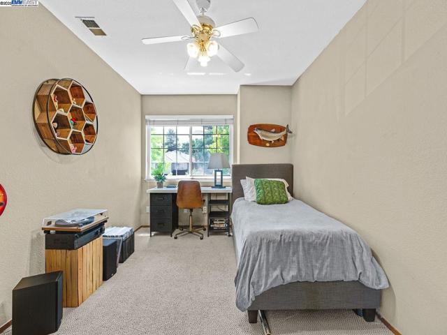 8043 Crossridge Rd, Dublin CA: https://media.crmls.org/mediaz/b9006df0-d3c0-4bfe-8bf6-ee686127460b.jpg