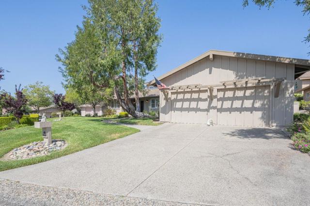 25547 Meadowview Circle,  CA: https://media.crmls.org/mediaz/b900c763-3c2f-40ef-aa7d-236482417ef2.jpg