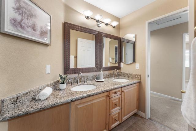 Detail Gallery Image 41 of 73 For 12204 Briar Knoll Way, San Diego,  CA 92128 - 5 Beds | 3 Baths