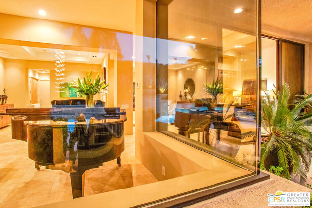 39700 Keenan Drive, Rancho Mirage CA: https://media.crmls.org/mediaz/b9020099-4e08-4af3-ba96-9235d6096d9b.jpg